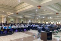 DIBERI MOTIVASI: Ratusan mahasiswa baru Unimar dimotivasi untuk menjadi generasi unggul dalam kegiatan Masa Ta'aruf pada akhir pekan kemarin (10/9)