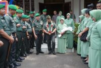 PISAH SAMBUT: Suasana pisah sambut Danrem 064/MY berlangsung dalam kehangatan.