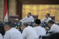 KOORDINASI: Penjabat Walikota Tangerang Nurdin menggelar rapat perdana dengan pimpinan OPD Kota Tangerang.