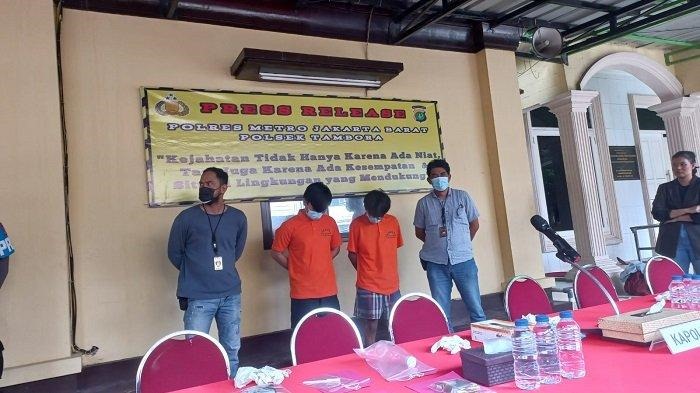 Polisi telah menangkap asisten Saipul Jamil, Steven Arthur Ristiady dan Rifandi alias Dede atas tindak pidana penyalahgunaan narkotika.