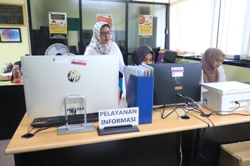 INFORMATIF: PPID Kabupaten Tangerang siap mempertahankan predikat badan informatif dengan sejumlah terobosan.