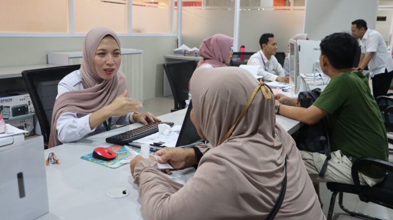 LAYANAN PUBLIK: Pemkab Tangerang menetapkan delapan instansi untuk pelayanan publik di Mall Pelayanan Publik.