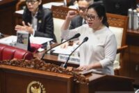 PIDATO: Ketua DPR Puan Maharani menyampaikan pidato dalam rapat paripurna pembukaan masa persidangan III tahun 2023-2024 di kompleks Parlemen, Senayan, Jakarta.(ist)