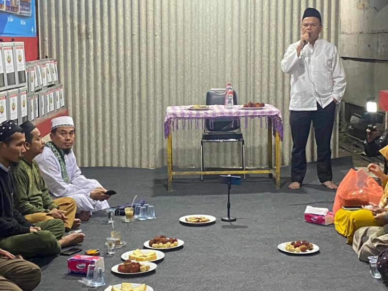TEMUI KONSTITUEN: Haji Syahrudin  tokoh Minang di Banten hadiri peringatan Isra Miraj IKM Kabupaten Lebak.