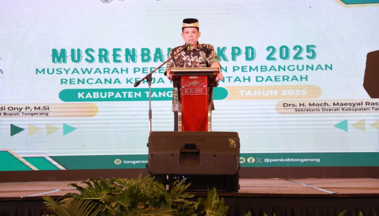 BUKA ACARA: Pj Bupati Tangerang Andi Ony, membuka Musrenbang RKPD Kabupaten Tangerang Tahun 2025, di Hall ICE BSD City, Kabupaten  Tangerang, Rabu (20/03/2024).