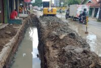 DISOROT: Salah satu pekerjaan milik PT RAP yang diduga dikerjakan asal asalan.