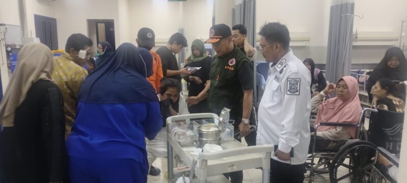 DIRAWAT: Peziarah asal Tangerang Selatan yang kecelakaan di Tol Cipali masih dirawat di RS Mintra Plumbon Cirebon.