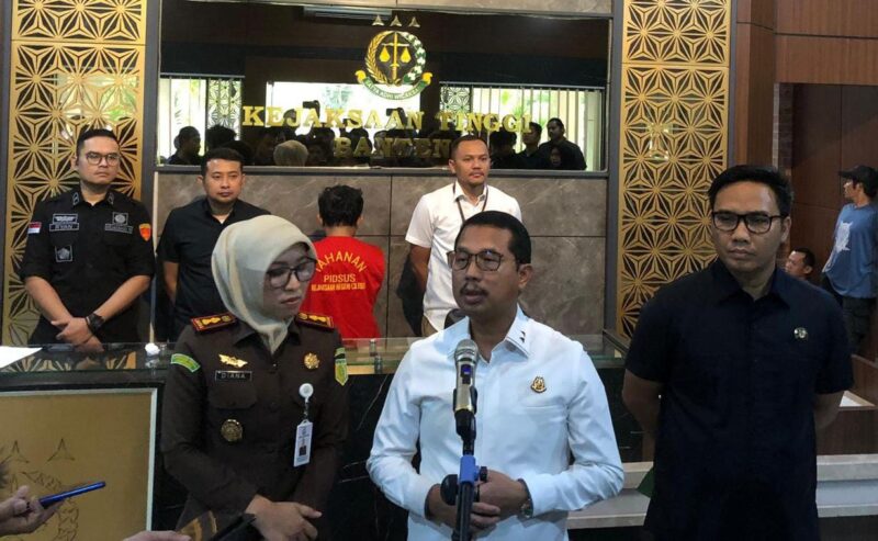 TANGKAP DPO:  Kejaksaan Negeri Kota Cilegon berhasil menangkap DPO.