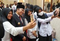 SELFI: PPPK selfi bersama Pj Gubernur Banten.