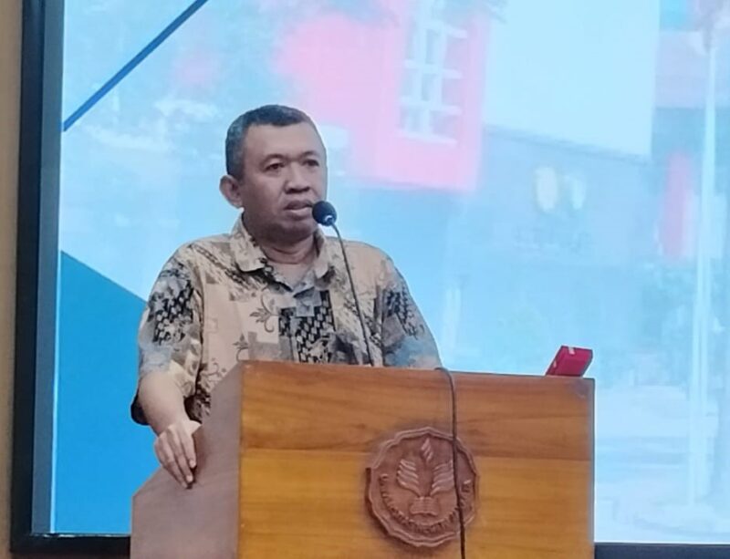 Dr. Abdul Haris Fatgehifon, M.Si